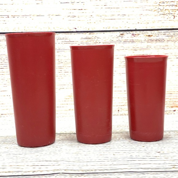 Vintage Tupperware Tumblers Set Of 3 Red Cups Made In USA Retro Kitchen - Picture 1 of 6